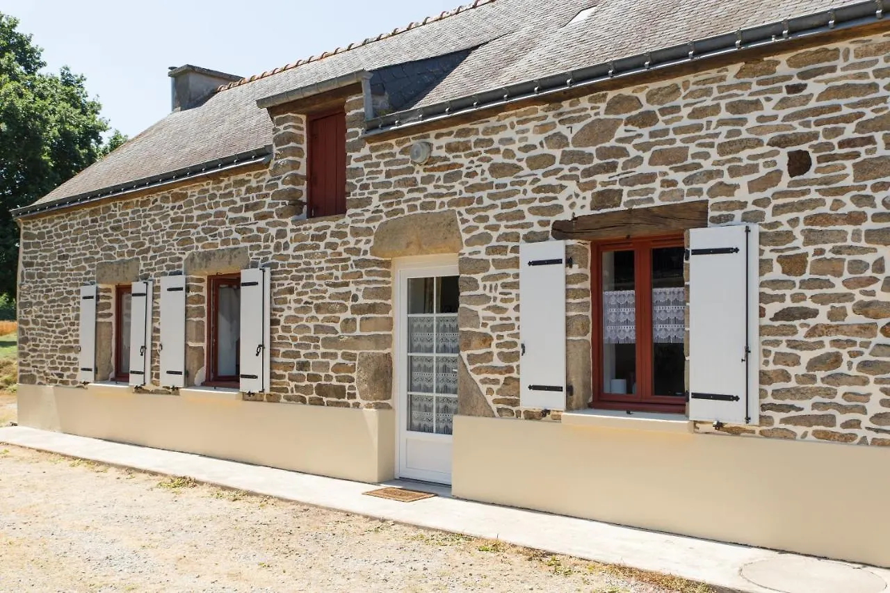Holiday home Gite Les Brieres D'En Bas - Linge De Lit, De Maison Et De Toilette Non Fourni Guegon